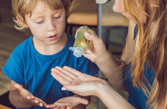 DIY prírodný dezinfekčný gél na ruky s Aloe vera – vhodný aj pre deti