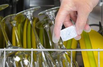 DIY tablety do umývačky riadu s citrusovou vôňou – už ich viac v obchode nebudeš kupovať!