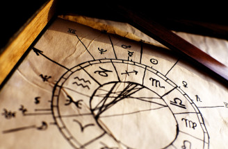 Horoskop na november: Vieš, ktoré znamenie stretne osudovú lásku?