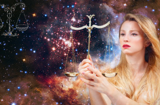 Horoskop na rok 2021 VÁHY: Čo vás čaká v roku 2021?