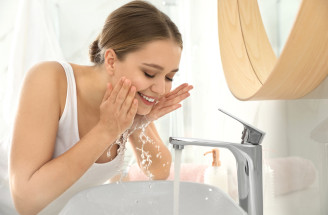 Umývanie tváre v studenej vode: Áno či nie?!