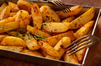 Recept na pečené zemiaky v rúre, ktoré nebudú utopené v oleji!