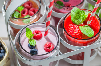 Pripravte si smoothie z domáceho ovocia: 10 osviežujúcich receptov