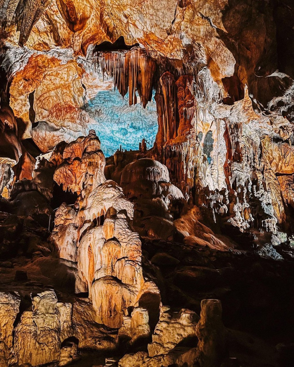 Ochtinská aragonitová jaskyňa
