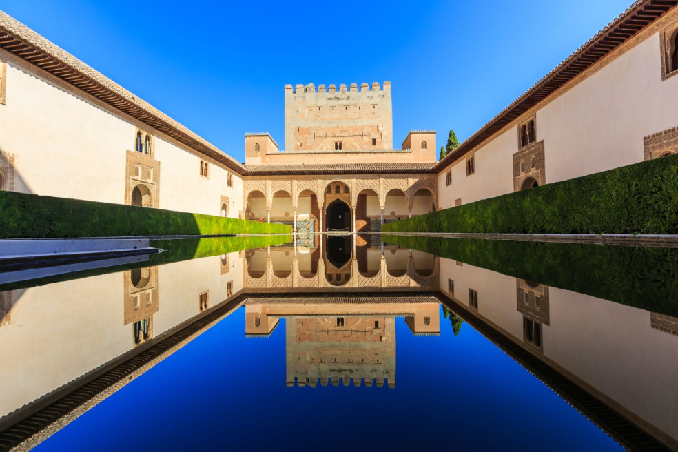 Spoznajte s nami lákadlá Andalúzie. Mestá Granada a Córdoba.