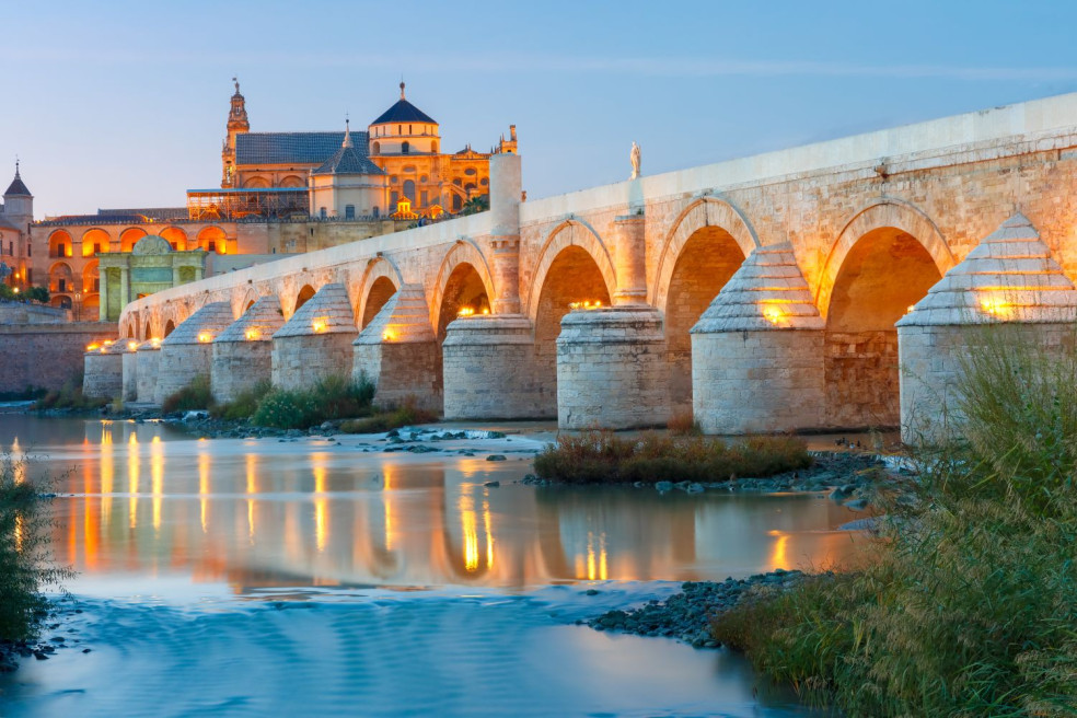 Spoznajte s nami lákadlá Andalúzie. Mestá Granada a Córdoba.