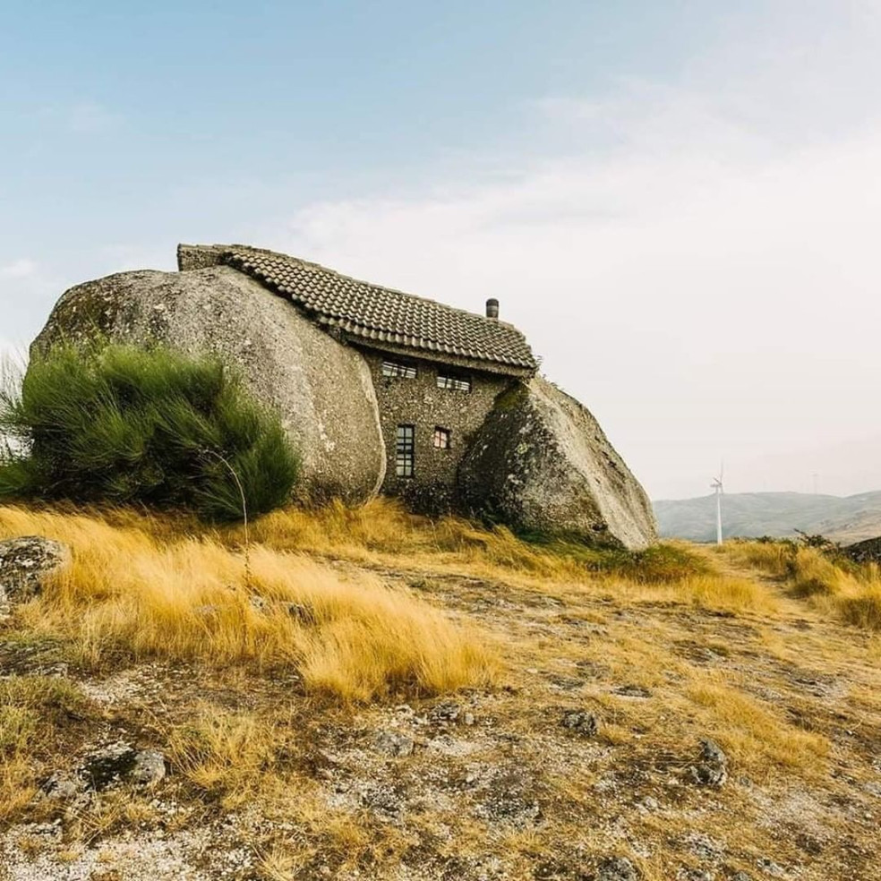 Casa do Penedo