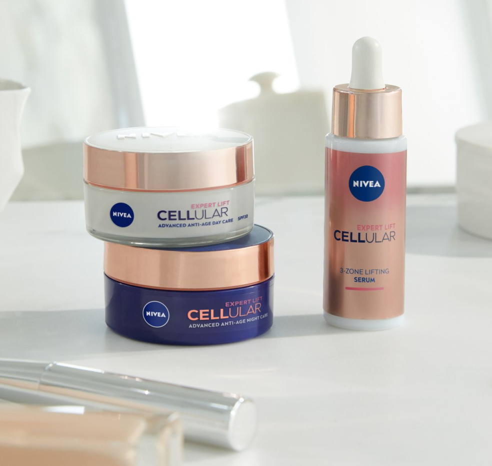 NIVEA Cellular Expert Lift