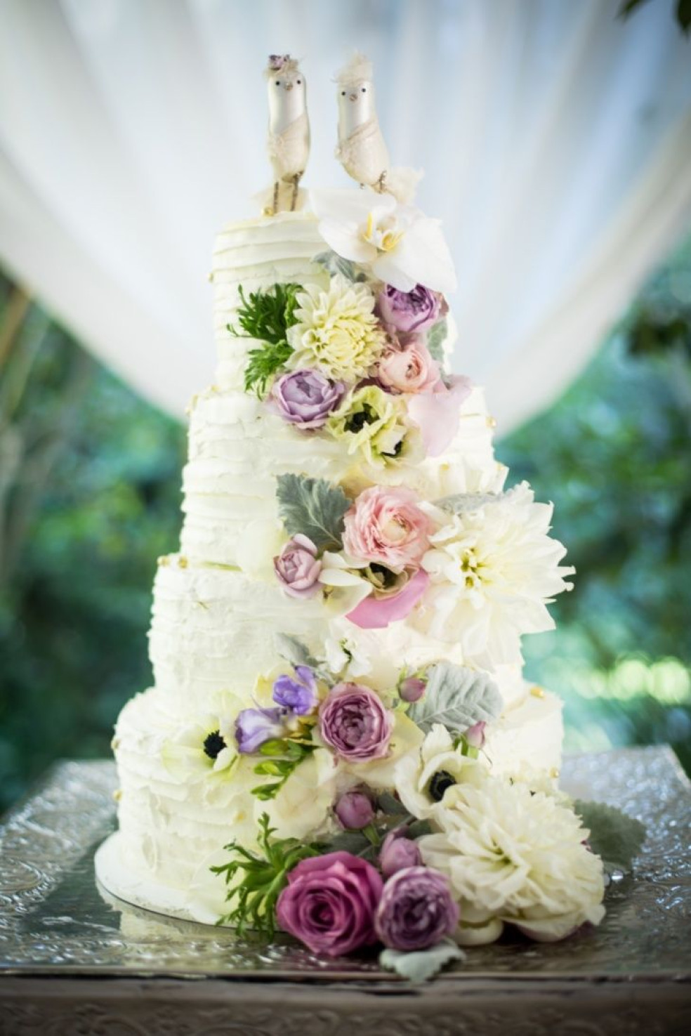 Svadobné  torty s kvetmi