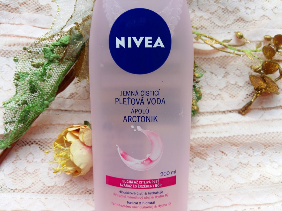 TEST: NIVEA – jemne čistiaca pleťová voda (200 ml)