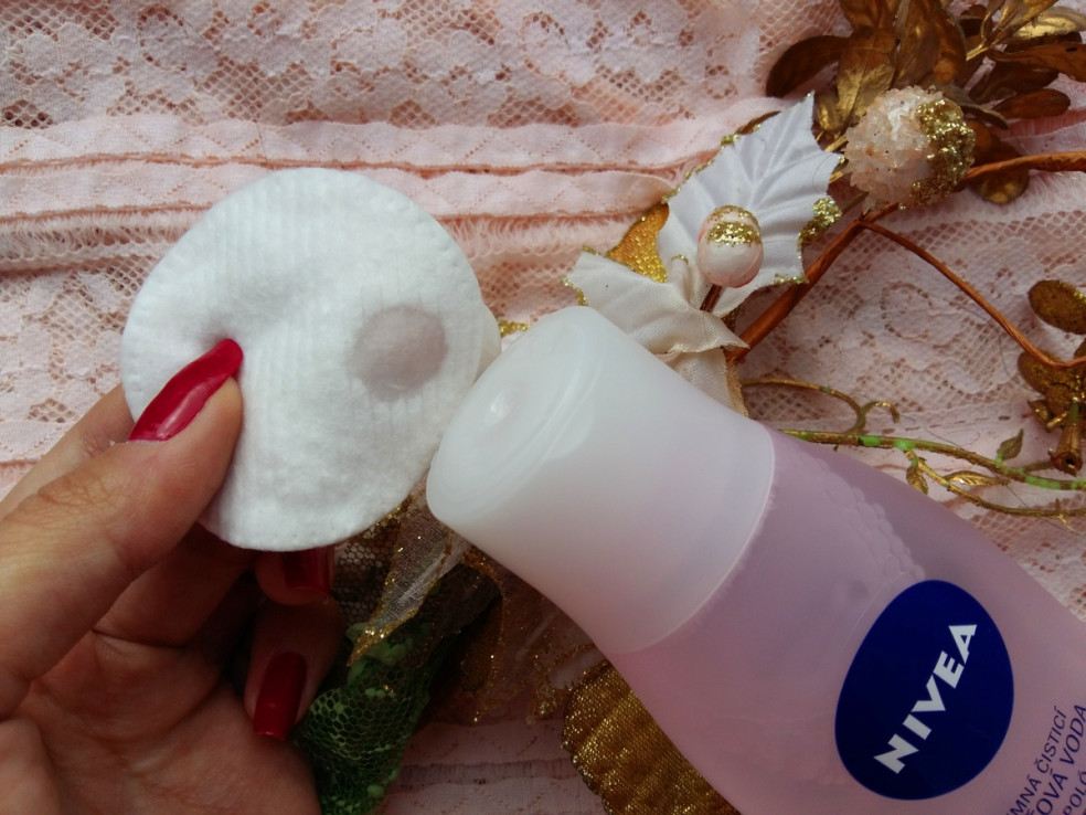 TEST: NIVEA – jemne čistiaca pleťová voda (200 ml)