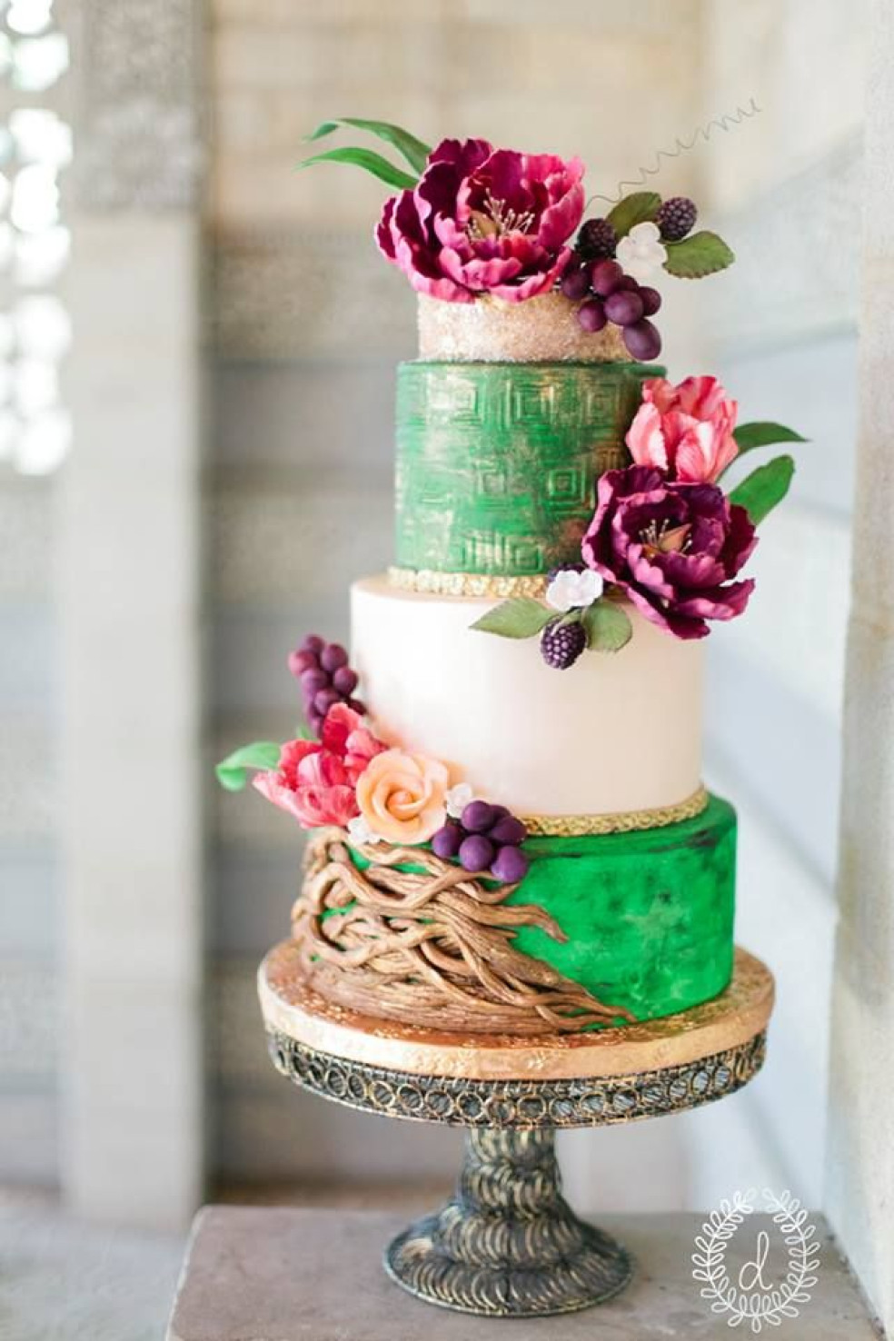 farebná svadobná torta