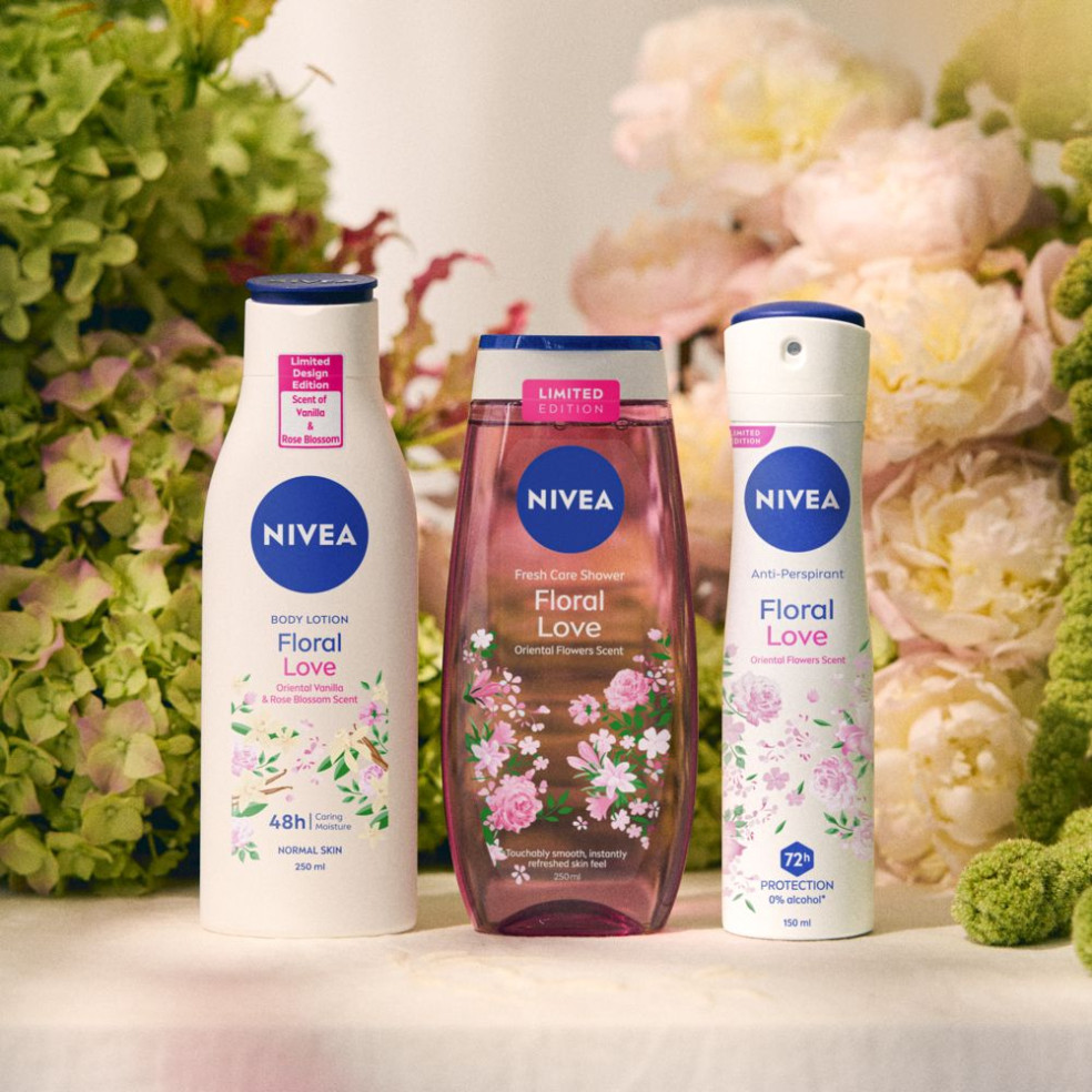 NIVEA Floral Love