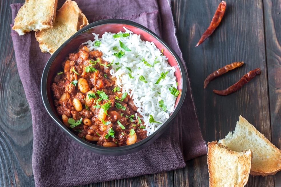 chilli con carne s ryžou