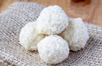 Recept na diétne raffaelo guľky: Z tohto dezertu nepriberieš!