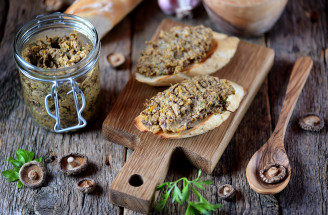Recept na hubovú paštétu: Staň sa vďaka nej kráľovnou večierkov!