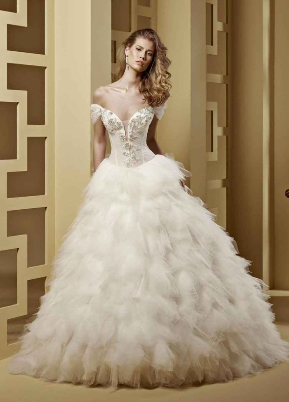 nicole-spose-wedding-dress-2015