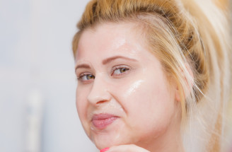 Toto môže byť pôvod mastnej pleti: Prezradíme ti, čo ti chýba!