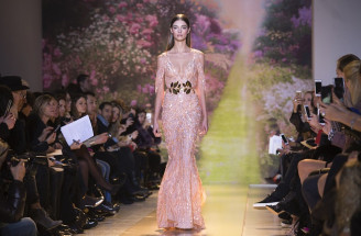 ZUHAIR MURAD - Romantické skvosty posiate stovkami kvetín