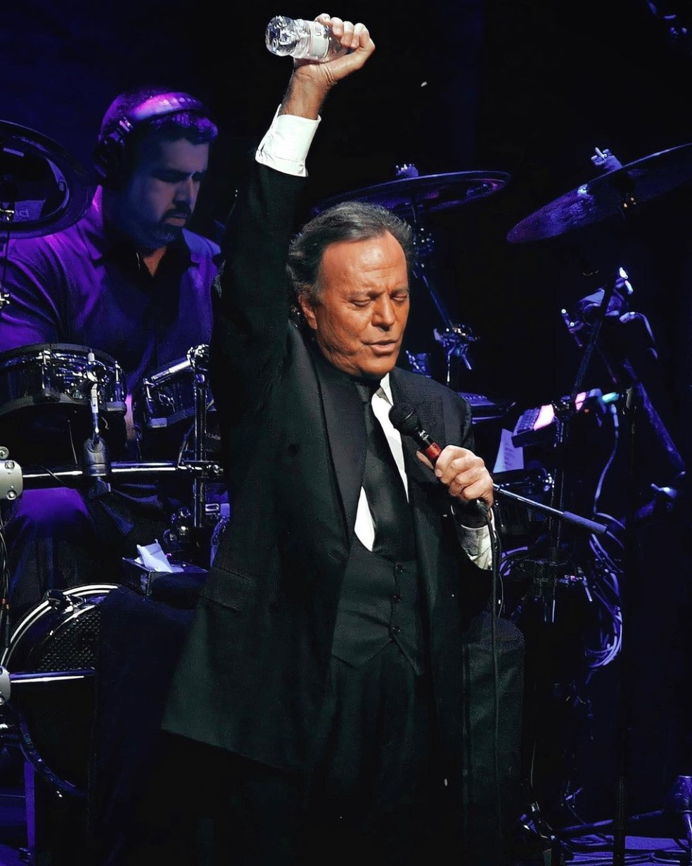 Julio Iglesias