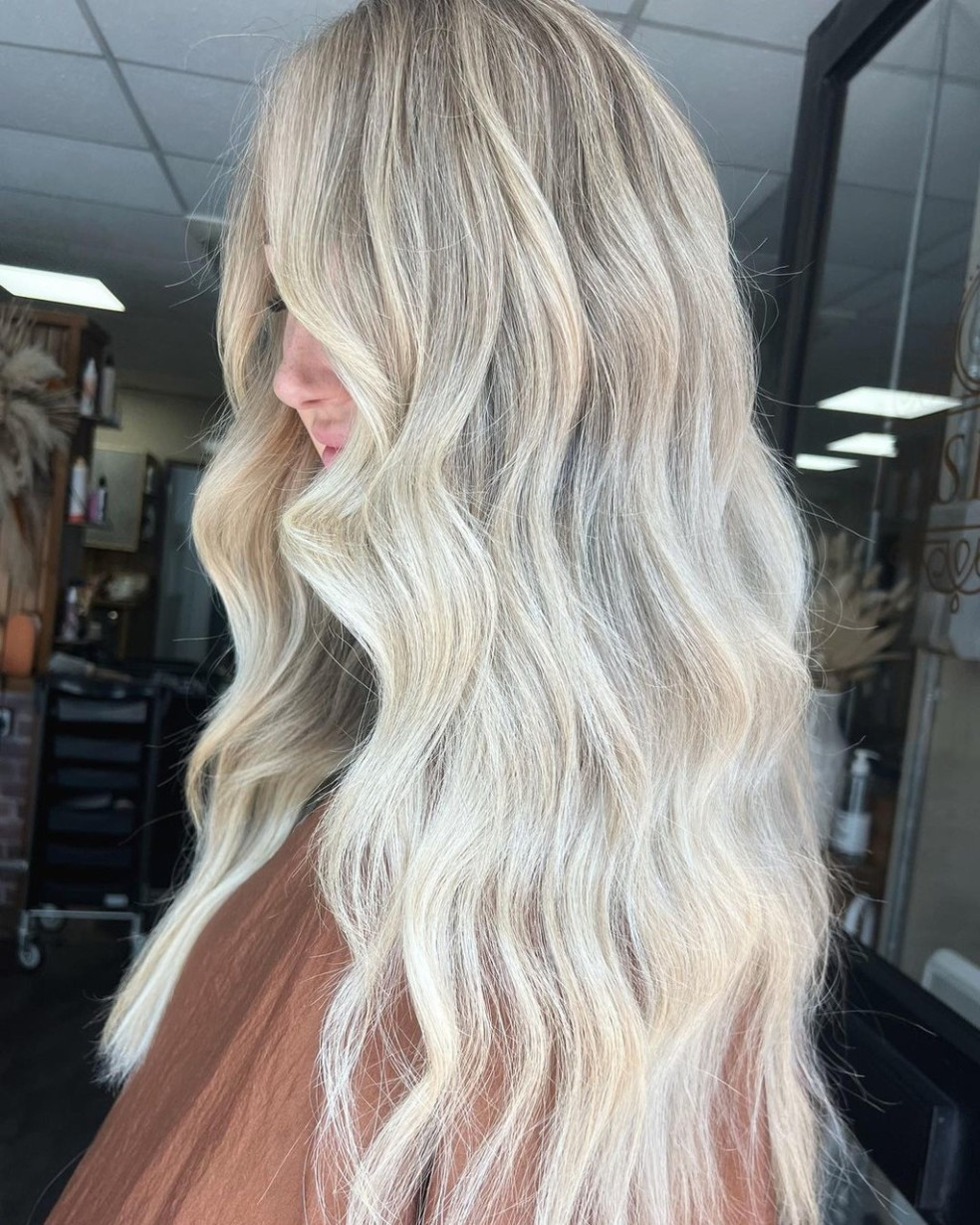 chladná blond