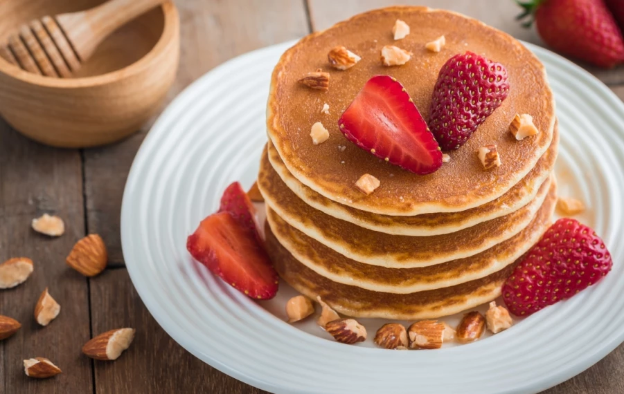 Lievance z mandľovej múky