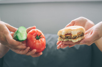 Neuveríš: Toto sú jedlá s vyšším obsahom kalórií, než má hamburger!