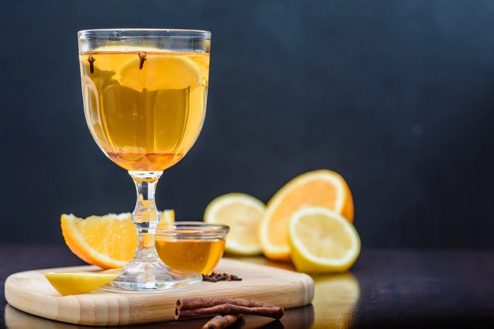 horúci medovinový nápoj