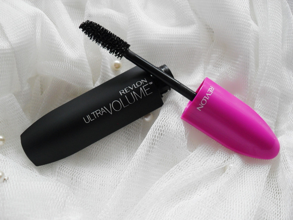 TEST: REVLON - Ultra Volume Maskara