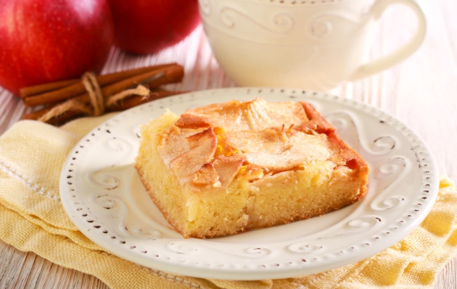 Hrnčeková bublanina s jablkami