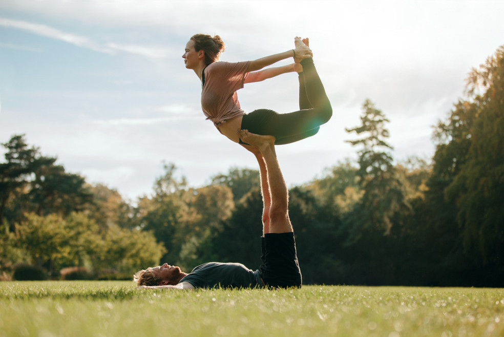 akrobatická joga