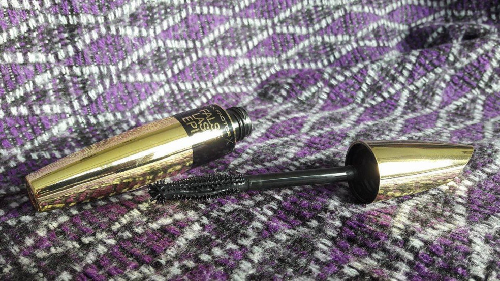 Max Factor False Lash Epic Mascara na riasy