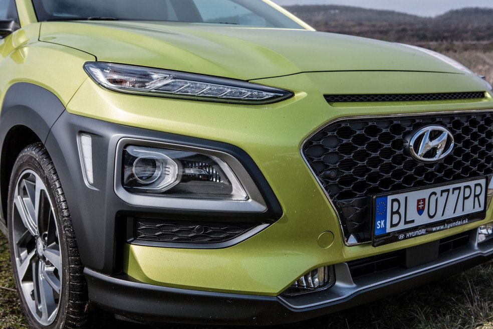 predné svetlomety Hyundai KONA