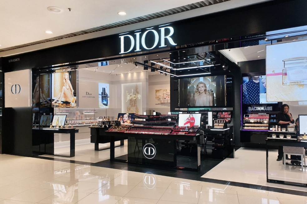 DIOR