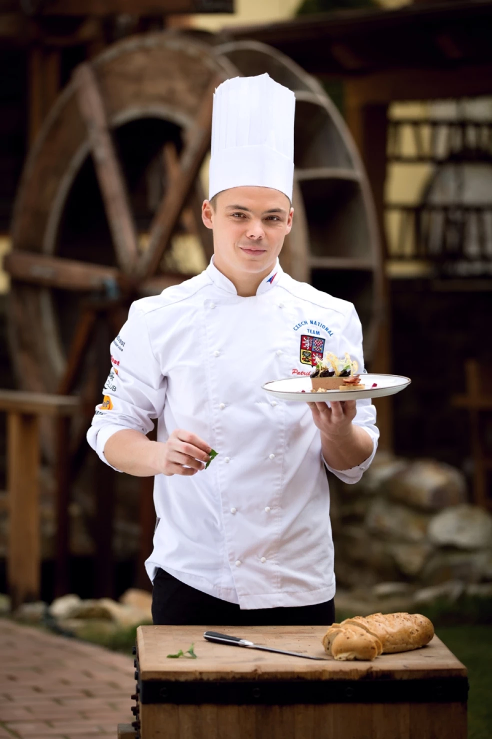 Selský Dvůr sérkuchár