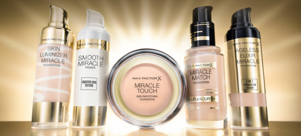 MAX FACTOR UVÁDZA ĎALŠIU NOVINKU SMOOTH MIRACLE PRIMER