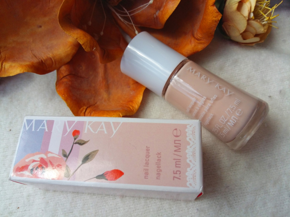 TEST: Mary Kay - Into the Garden™ Lak na nechty