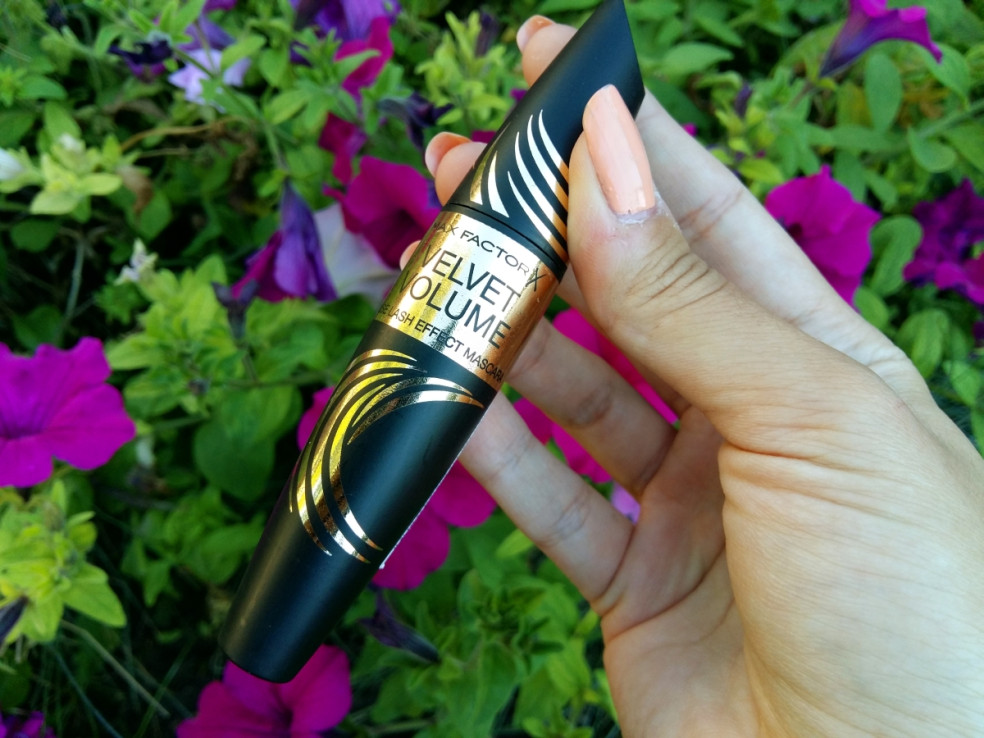 TEST: MAX FACTOR – Velvet Volume False Lash Effect Mascara