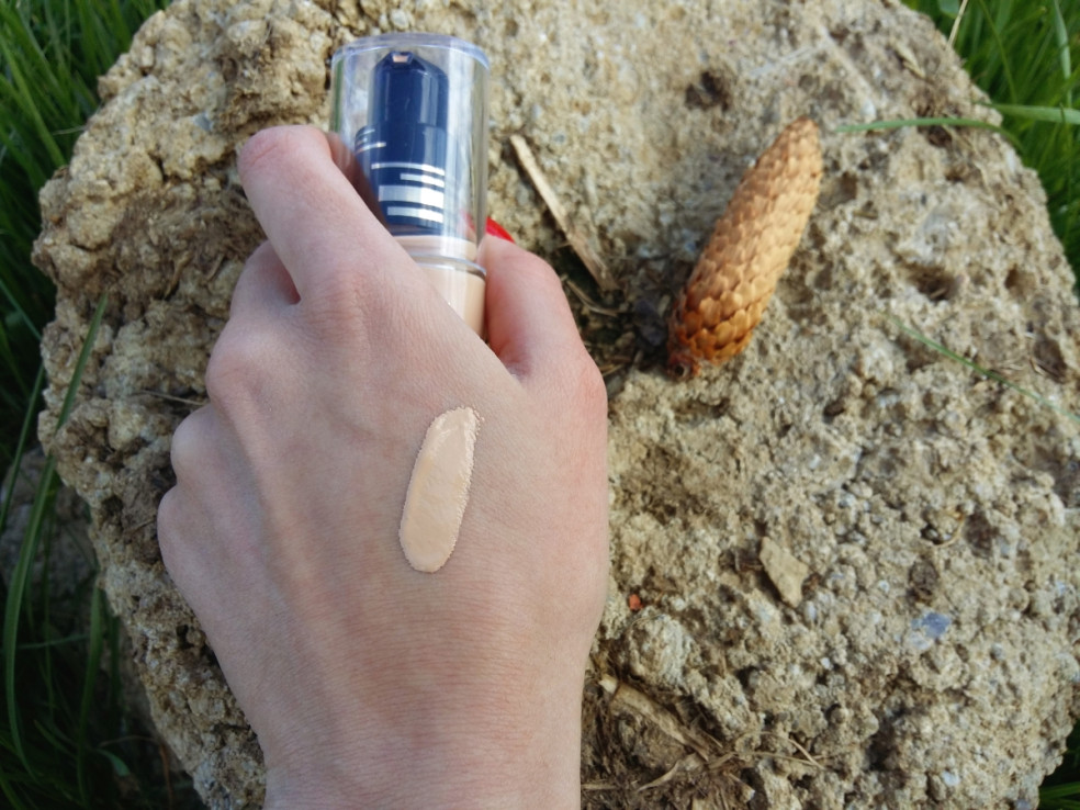 TEST: Max Factor - Miracle Match - make up (30ml)