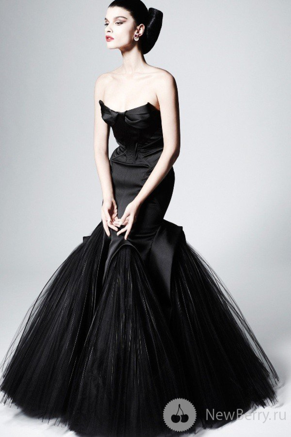 Zac Posen - kolekcia BLACK