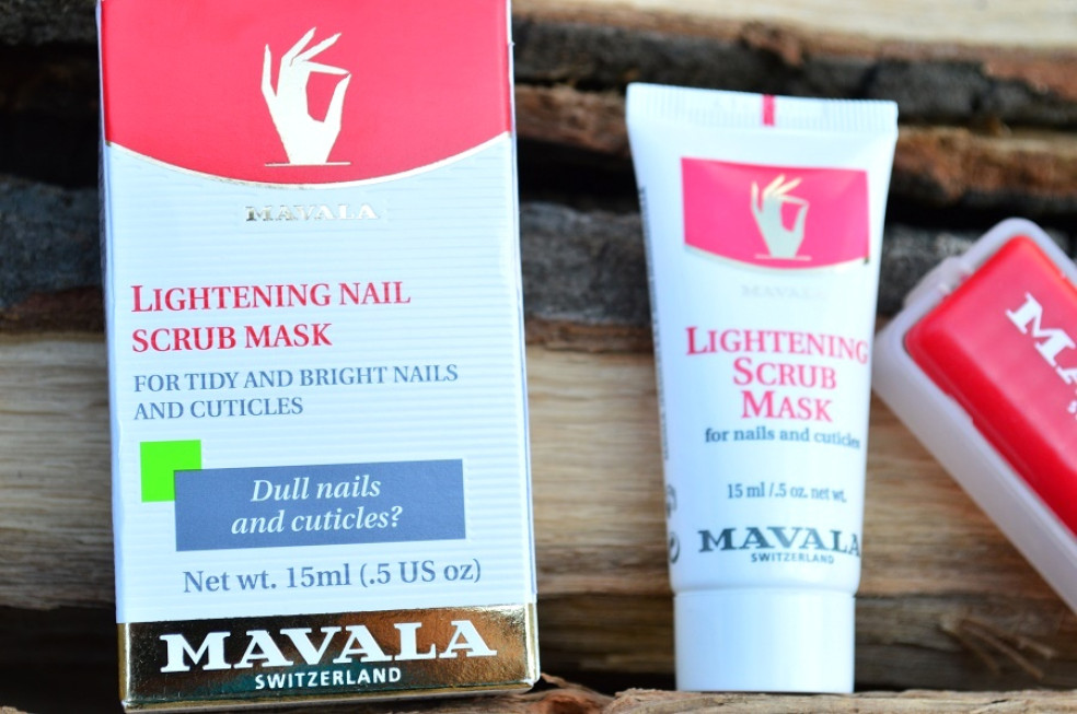 mavala-lightening-nail-scrub-mask