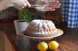 Citrónová bábovka: Pochúťka, na ktorej si zamaškrtí celá rodina