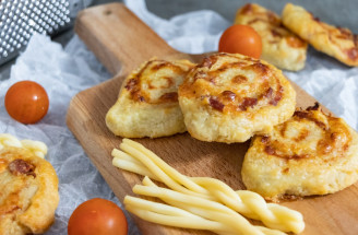 Slimáky zo zemiakového cesta s klobáskou: Nedá sa im odolať!