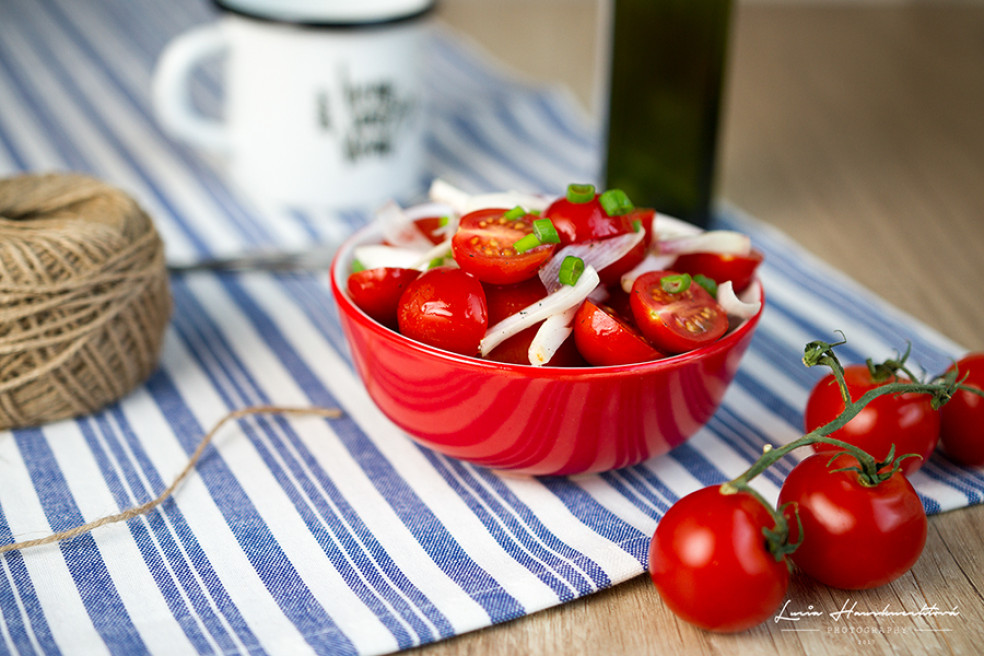 Recept: Paradajkový jarný šalát