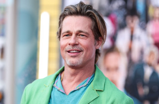 Brad Pitt zmenil imidž a fanúšikom vyrazil dych. Takto vyzerá pred 60-tkou?!
