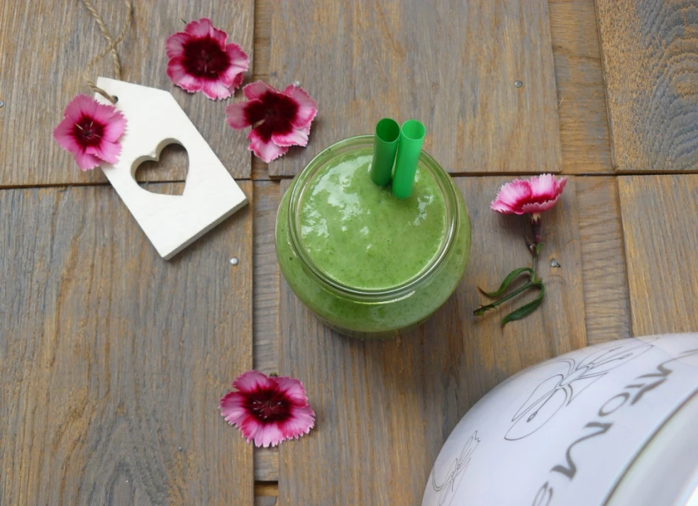 avokádovo-špenátový smoothie
