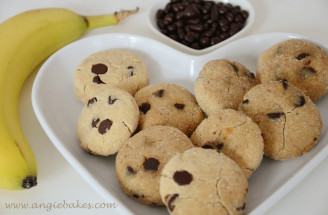 Angie pečie: Banánové cookies z kokosovej múky