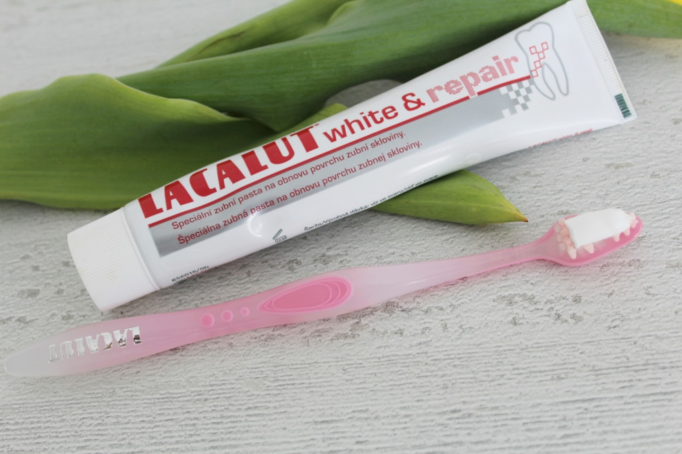 Lacalut whitening repair systém