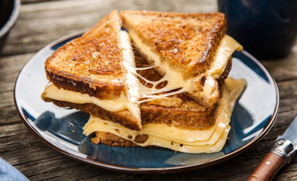 grilled cheese sendvič