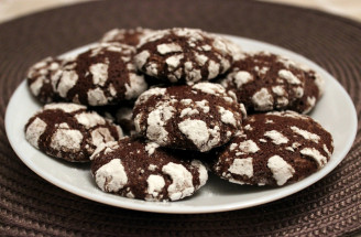 Recept: Čokoládové crinkle cookies